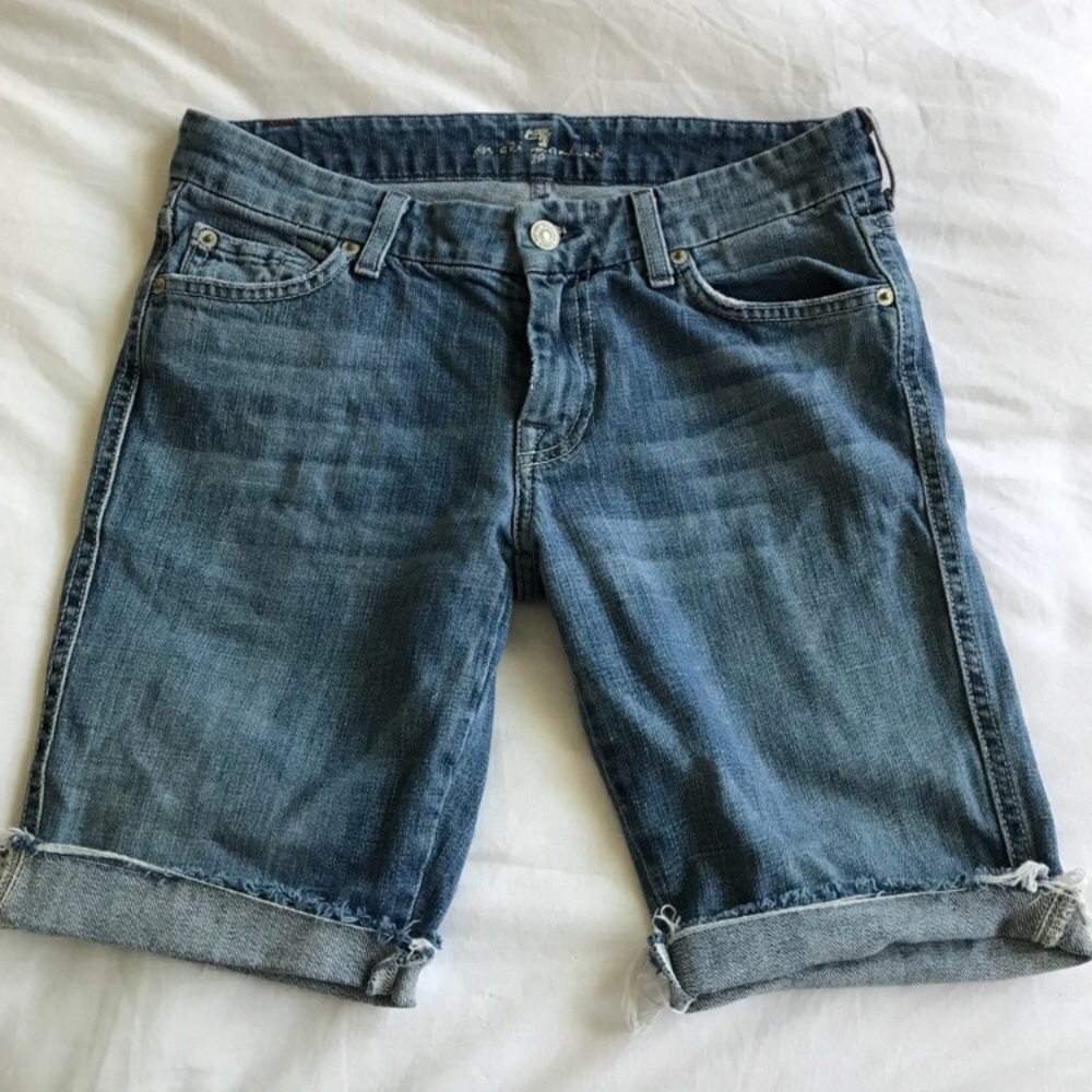 7 for all Mankind cut-off.